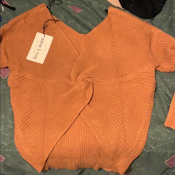 Sweater - Picture 2 of 3